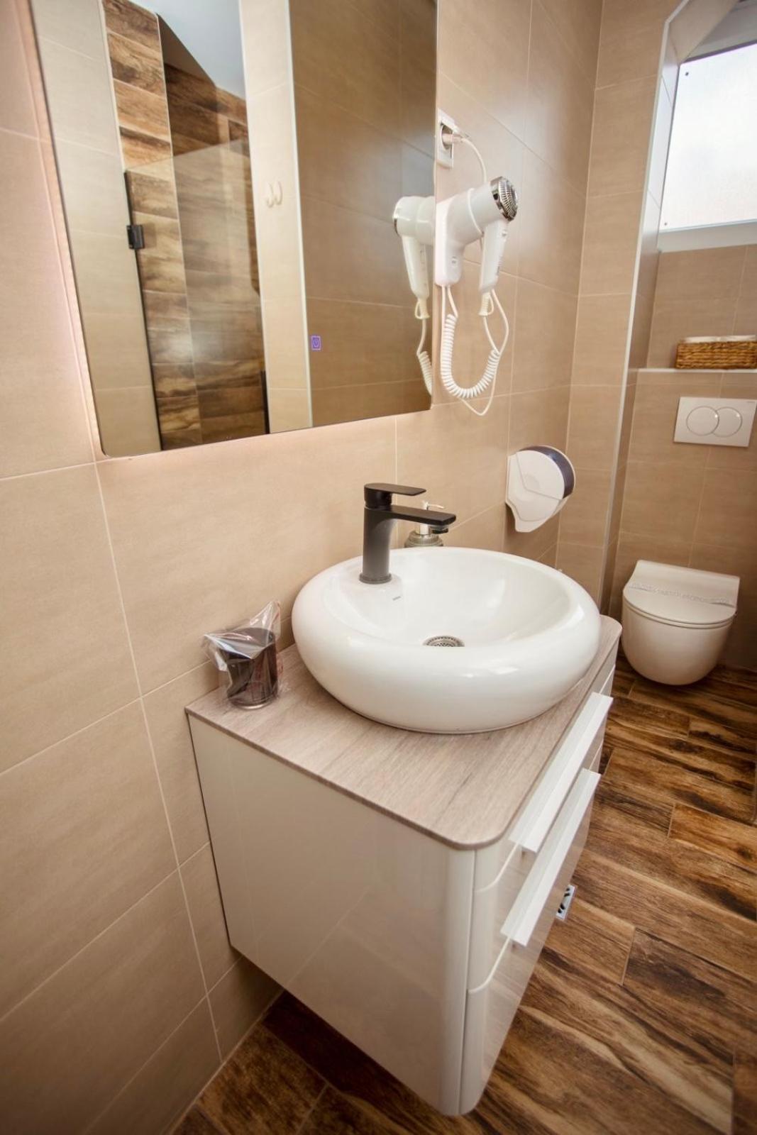 Mak Apartment - Free Parking - Balcony SJJ Esterno foto